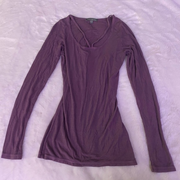 Made in Italy, nice long sleeve, comfortable and complements ur form - Picture 1 of 5